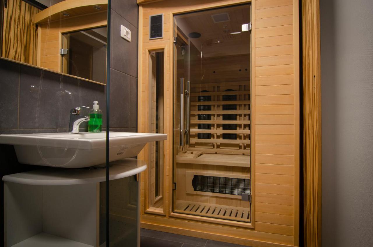 Apartments With Private Saunas & Wellness Gobi Podcetrtek Exterior photo