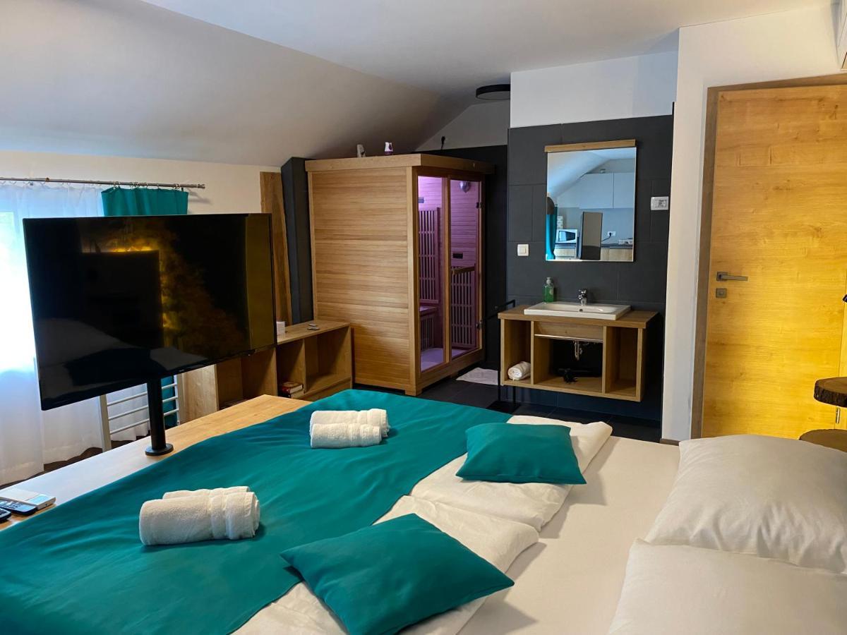 Apartments With Private Saunas & Wellness Gobi Podcetrtek Exterior photo